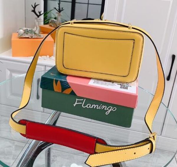 

2020 2020 newset v letter camera belt chain bag candy color bags women real leather handbag shoulder bag totes lady purse crossbody bag