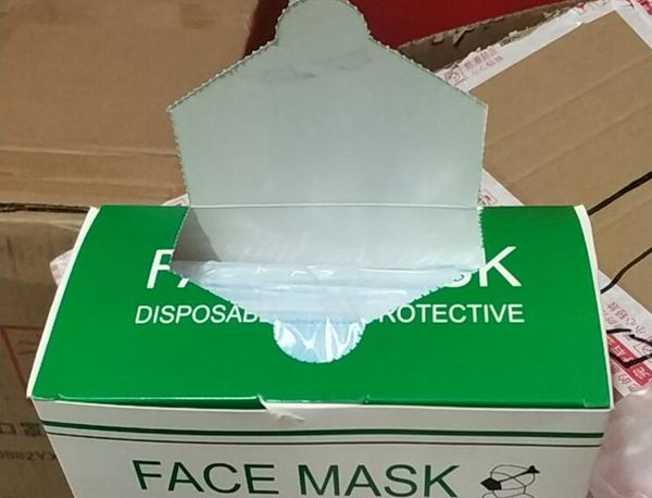 

одноразовая маска для лица для рта 3 слойные фильтрующие маски антипылевые капли загрязнения эпидемическая защита маска pm 2.5 респиратор