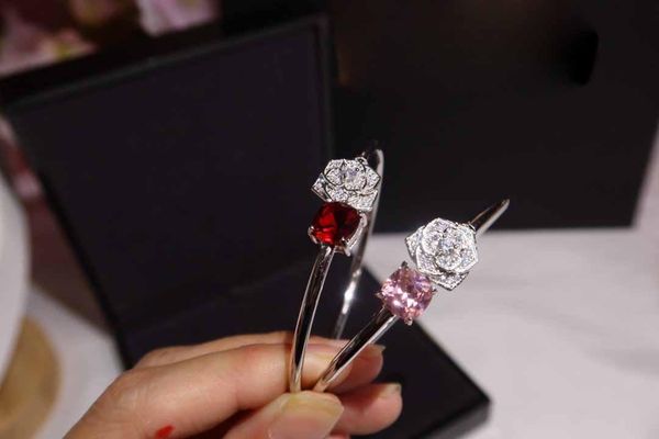 

earl ruby rose bracelet bracelet earrings iced out chains jewelry necklace mens 14k gold chains rings cuban link chain 2020 new, Black