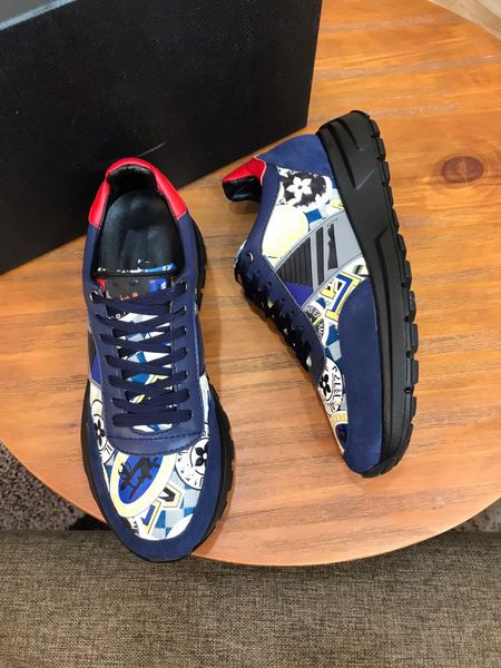 

2020 new knitted sports shoes black rubber bottom thick bottom sports casual running men and women shoes lotus free