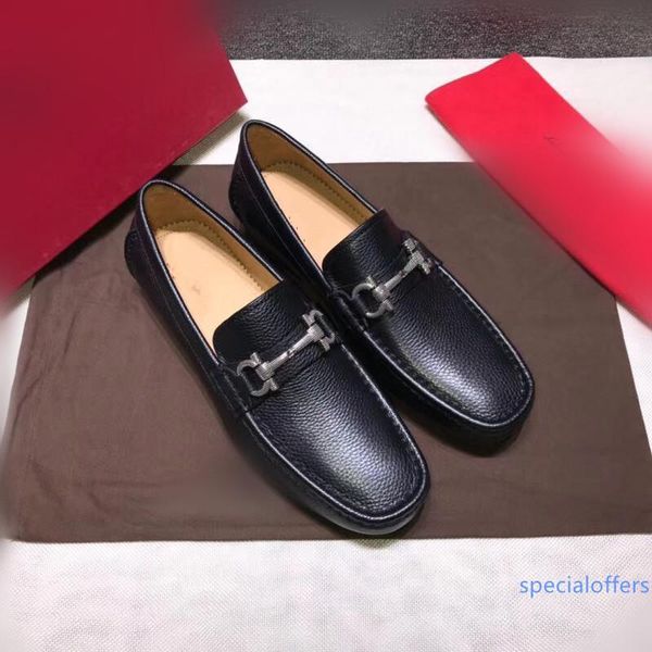 

19ss men s leather shoes business dress shoes men small square head slip-on shoes with metal decoration zapatos, Black