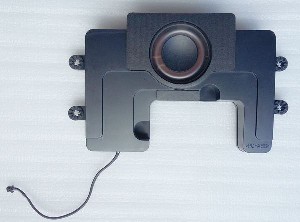 

сабвуфер 922-8676 для mb382 a1267 24" led cinema display