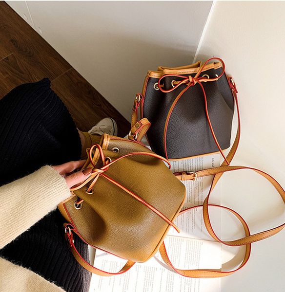 

autumn and winter fashion retro bucket bag, one shoulder, messenger bag