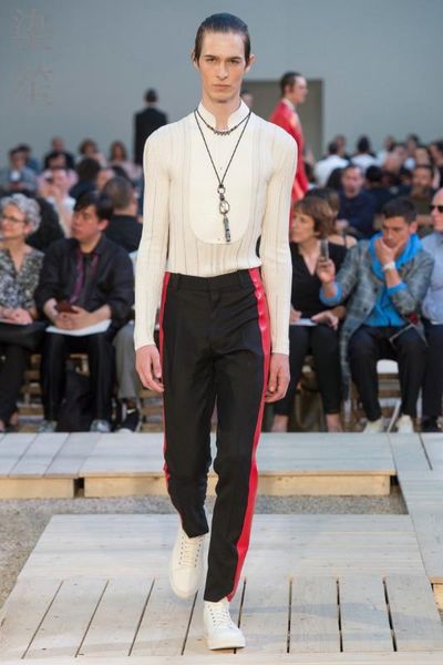 

27-46 new 2019 men clothing gd hair stylist fashion colour collision strip design on both sides pants plus size singer costumes, Black