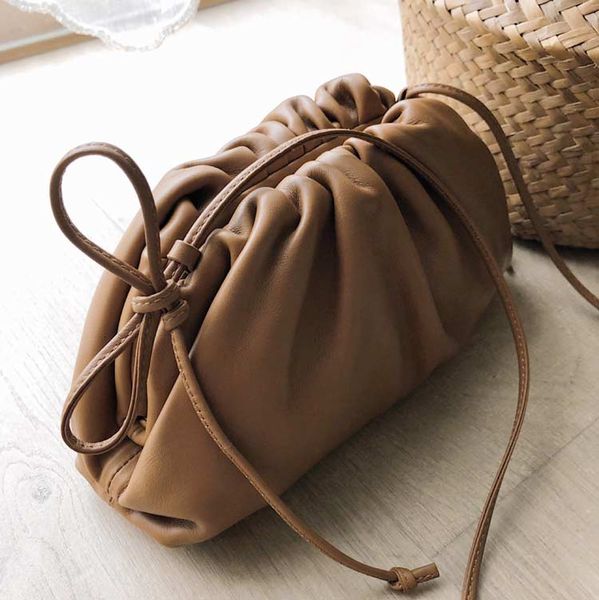 

women designer cross body bag luxury leather shoulder bags fashionable cloud bag ruched messenger bag pleated purse