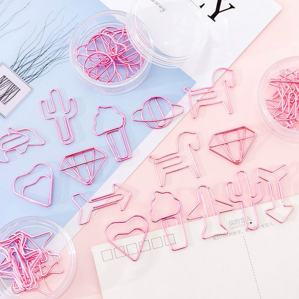 

8шт / box ins розовых девушки специальных форм металл бумага игла набор полых из срепки закладка клещевых student diy hand account вспомогат