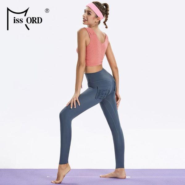 

missord 2020 solid color v neck women yoga padded sleeveless sportswear yoga my059, White;red