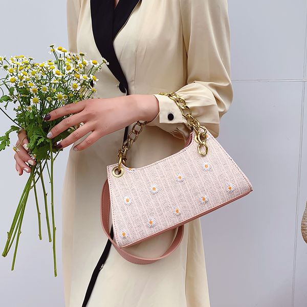 

fashion flower daisy rattan women shoulder bags wicker woven chains handbags summer beach straw bag embroidery clutchpurses 2020