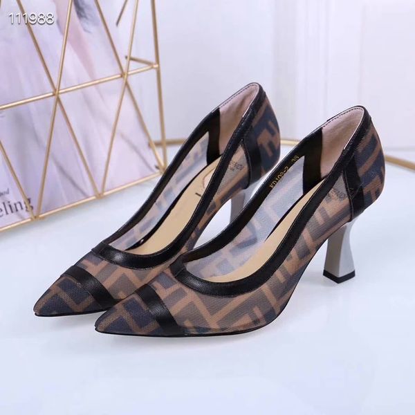 

19ss 2019 женская мода новые высокие каблуки черно-белые насосы обувь средний 5 см высокая мягкая кожа острым носом офис обувь насосы, Black