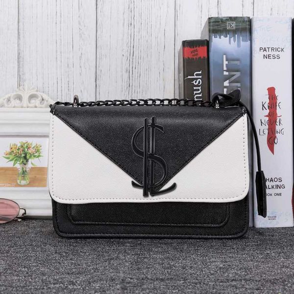 

2020 new ladies shoulder bag pu fashion women bag popular two-color diagonal cross chain high-end small