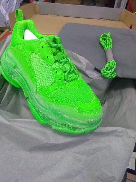 

debut fashion paris 17fw triple-s sports shoes triple s men and women casual dad shoes women triple green ceahp sports shoes size 36-45