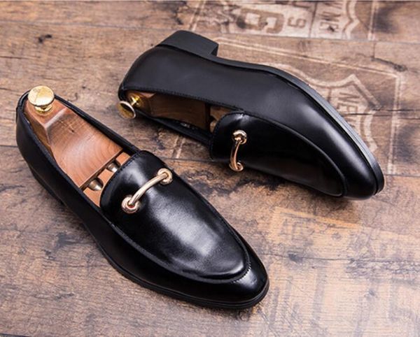 

Дизайнерская обувь продвижение Новая весна мужчины бархат мокасины партия сваде