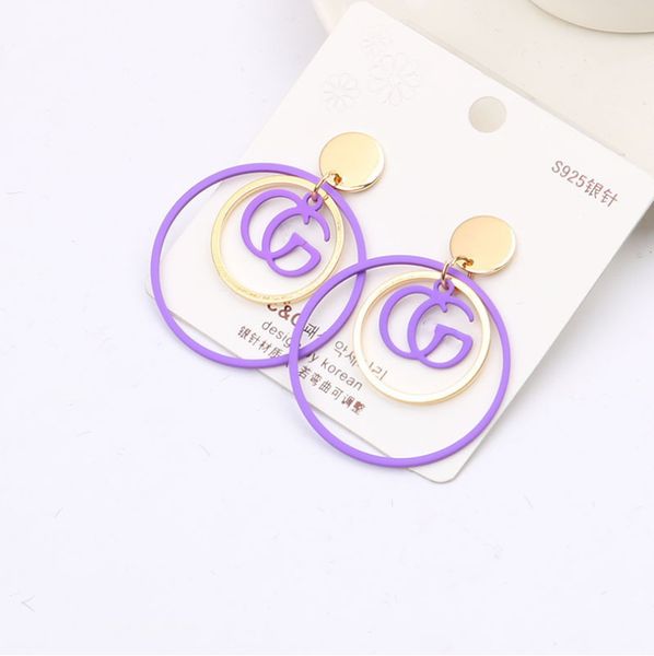 

2020 selling fashion brand circle letter earrings ladies party personality luxury distribute to friends couples gifts, Golden;silver
