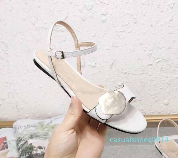 

2020 brand classic lady sandals buckle metal buckle leather heel bottom beach slippers designer's women's sandals c14, Black