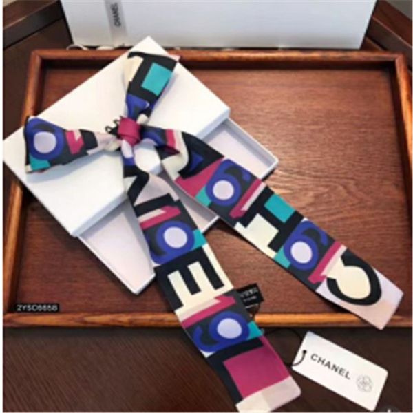 

2020 the latest selling brand luxury feel traditional old logo double-sided printing ribbon double-layer silk dual-purpose, Blue;gray