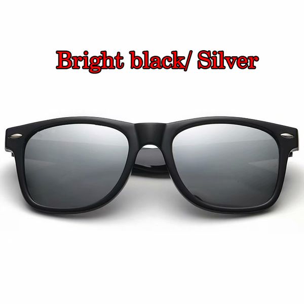 

Luxury de igner ungla e brand for men woman luxury fa hion polarized ungla e per onality trend reflective coating eyewear multi color