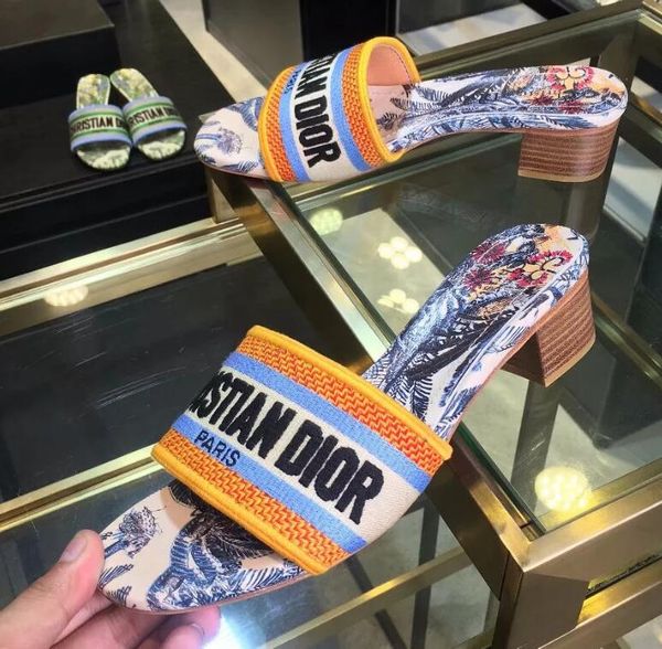 

new fashion women's casual chunky heels sandals beach slippers shoes canvas shoes female flip-flops sandals tdfg5421, Black