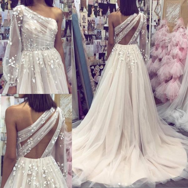 Abiti da sposa a maniche lunghe primaverili Una spalla 3D-Fiori Applique Abito da sposa Boho Abiti da sposa aperti sul retro Abiti da sposa