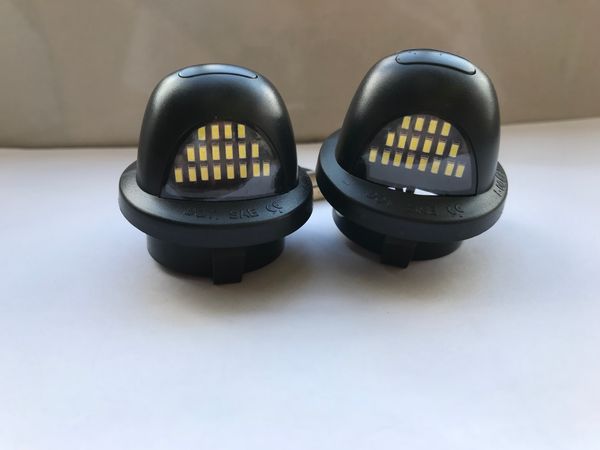 

2pcs свет номерного знака для Ford F150 / F250 / F350 Красный Белый цвет Аксессуары Автомобил