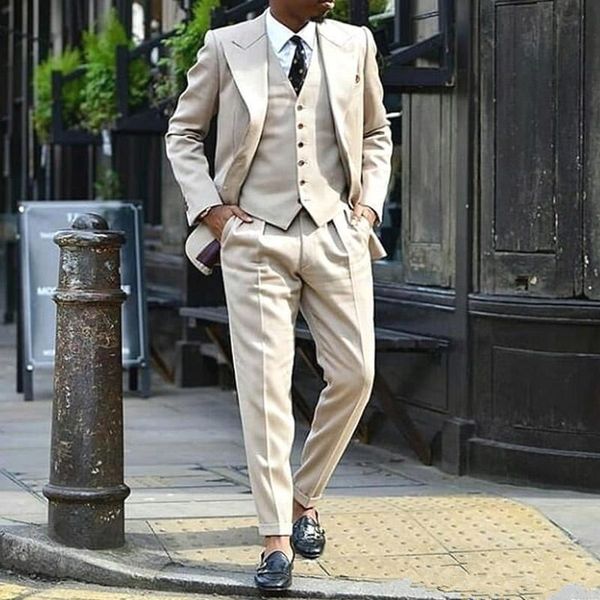 2019 Ternos de Homens Formais Khaki para Noivo Calças de Casamento Projeto Casaco de Smoking Repicado Lapela Blazer Festa À Noite Masculino Terno (Jaqueta Calça Colete)