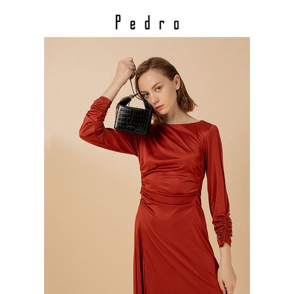 

2020 new fashion designer pedro metal tassel fashion handbags pw2-25210012 ms. crocodile pattern banquet