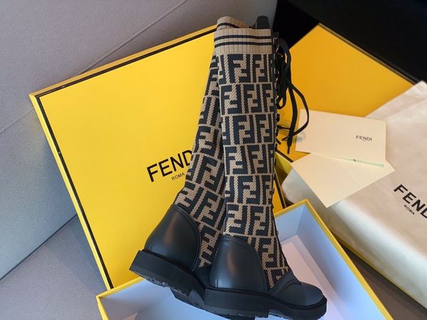 

new style high-end luxury ladies martin boots mid boots fashion design brand classic pattern winter women's boots platform heel 5.5cm k, Black