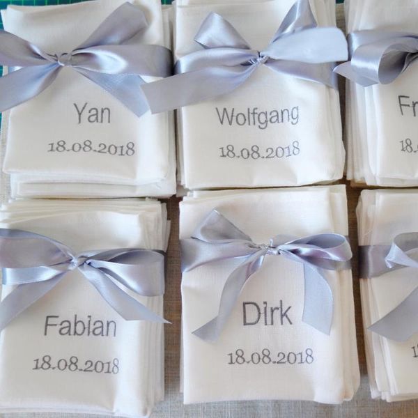 

table napkin custom wedding favor bags, thank you bags,linen bags with name date monogramme'd