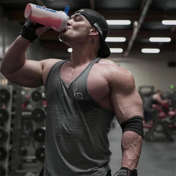 

new men gyms tank bodybuilding sleeveless brand casual shirts men ' selling cultivate one ' morality vest famous, White;black