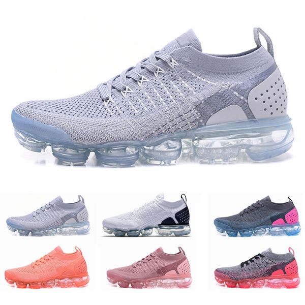 

2019 new fashion men's and women's breathable outdoor shoes fashionable comfortable sports shoes 36-46