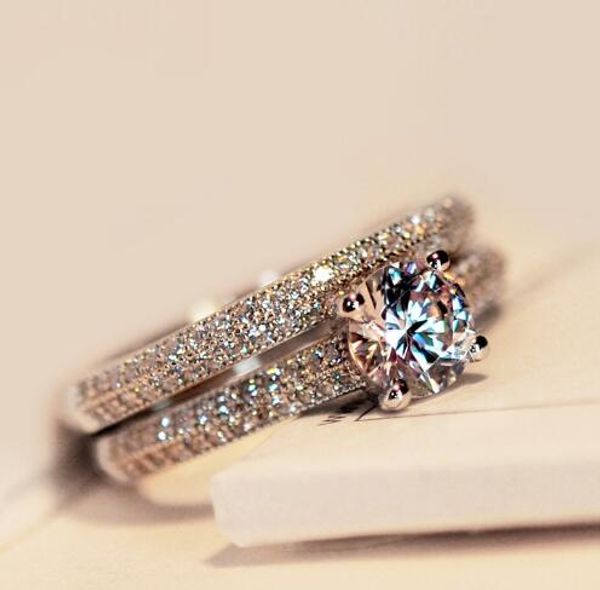 925 Esterlina Anéis de Prata Novo Alta Qulidade Branco Banhado Ouro 1.5ct Anéis de Diamante Suíço para Mulheres Luxo Jóias De Casamento Frete Grátis