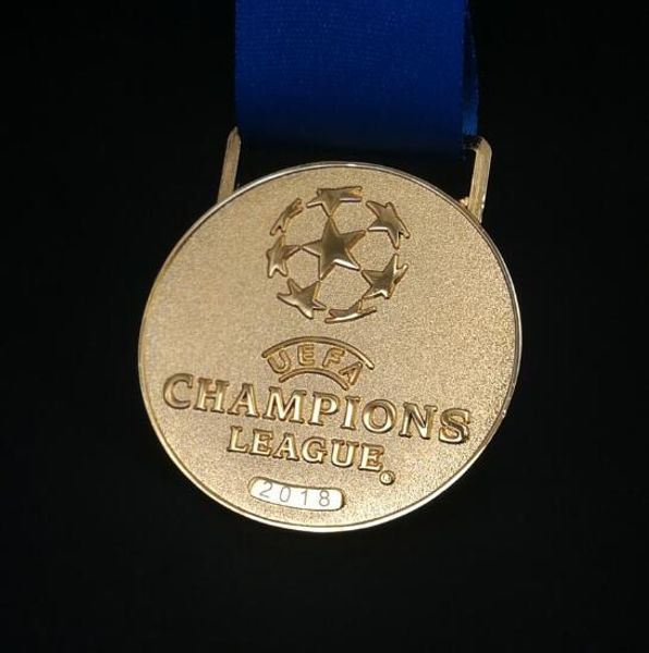 

2018 Europe Football League Clubs' Cup Champion Gold Medal Final Kyiv 2018 Winner Award Soccer Fans Souvenir Gift