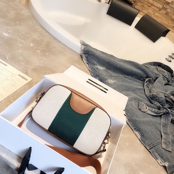 

classic luxury 2019 new zipper camera bag designer handbags messenger bag genuine leather small pigskin grain fashionable joker