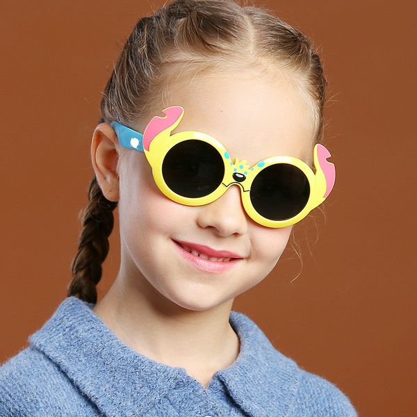 

2020 new style children silicone cartoon cute style girls and boys polarized sunglasses fashionable kids sun glasses uv400, White;black