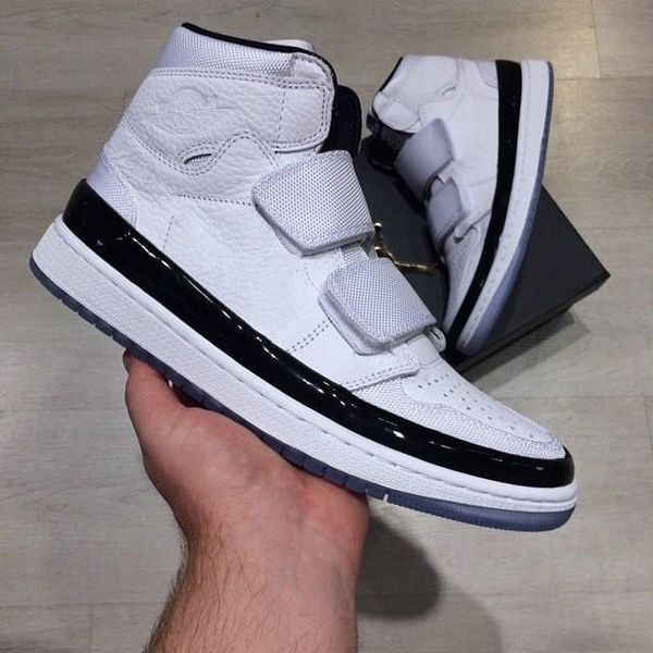 scarpe da ginnastica con strap