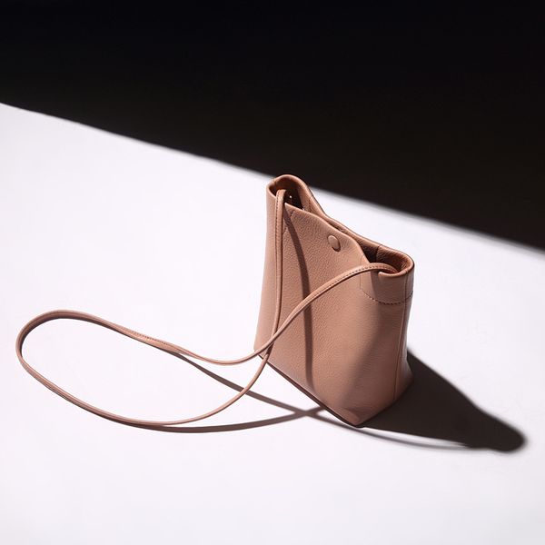 

leather women's bag 2019 new mini bucket bag fashion shoulder retro slung