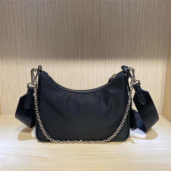 

2021 zipper handbag clutch messenger mini shoulder designer bag messenger wallet ladies camera ladies small square bag double bags hand miqq, Red;black