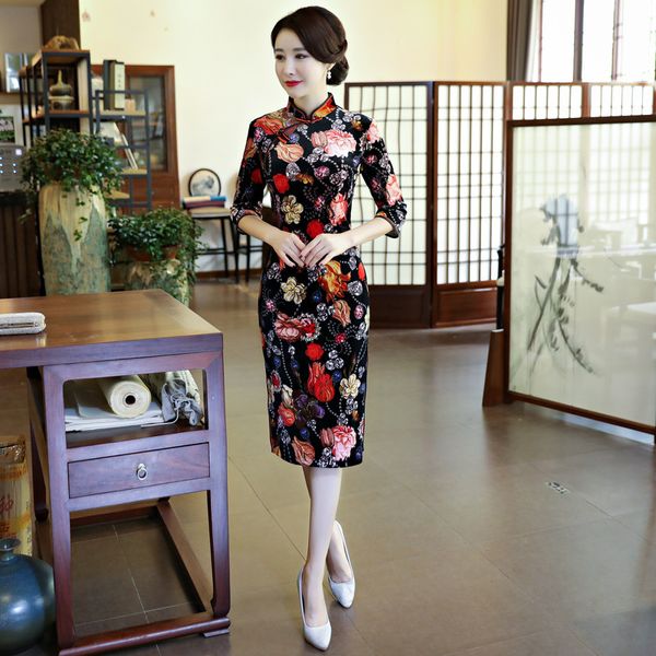 

stylish ladies cheongsam 2019 spring chinese style mandarin collar knee length dress womens qipao slim party dresses vestido, Red