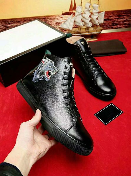 

fashion designer luxury high mens womens shoes sneakers attractive ace embroidery wolf printed casual flat bee trainers, Black