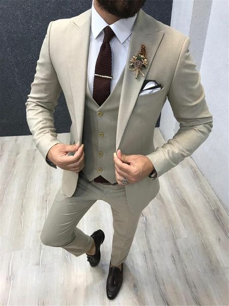 Brand New Groomsmen Пик нагрудного Groom Tuxedos шампанских Мужские костюмы Свадебные / Пром / Dinner Best Man Blazer (куртка + штаны + Tie + Vest) K269