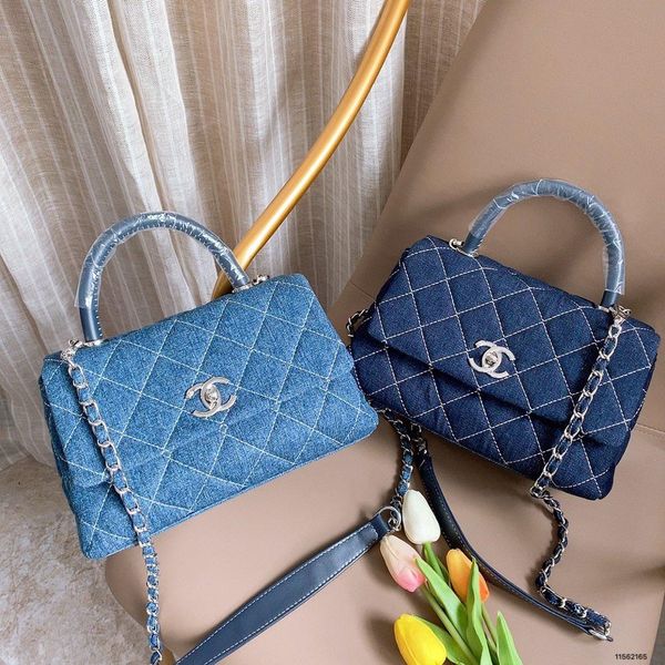 

2019 year de igner handbag heep kin metal chain de igner handbag genuine leather bag flip cover diagonal houlder bag
