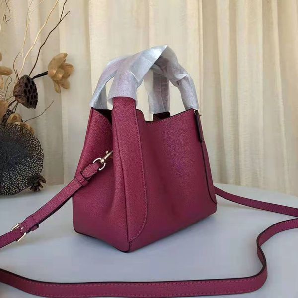 

designer lady bucket handbag luxury crossbody bags female shoulder bags tote bag women purse handbags classic temperament/3
