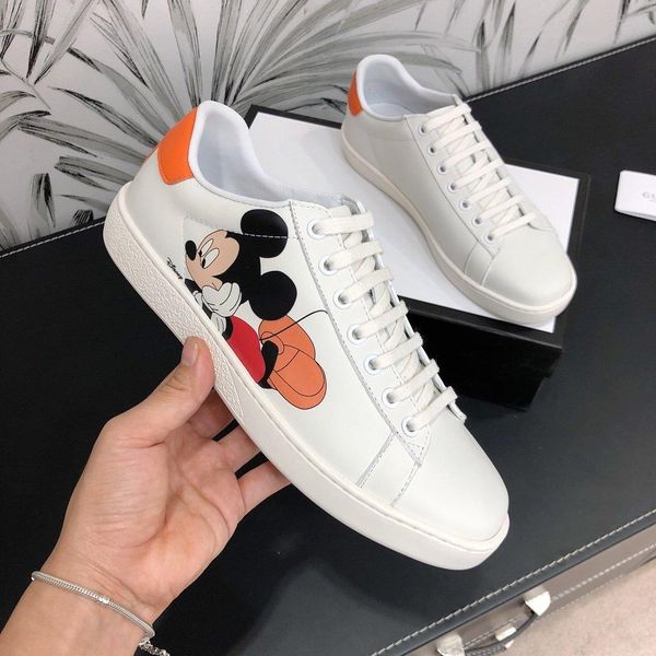 

2020 latest handmade casual shoes couple casual shoes fashion trend comfortable shoe size 35-45 type 39745400709