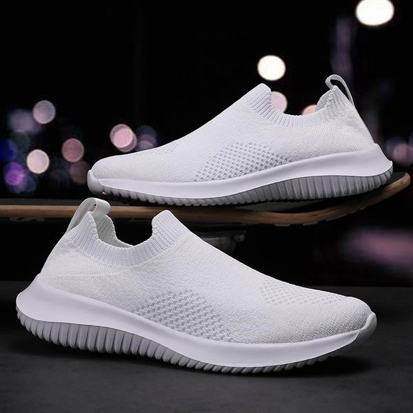 

подушка кроссовки для женщин дышащие кроссовки non damping беговая листок бумаги с поправками к патенту, прикрепленный к патентному описанию