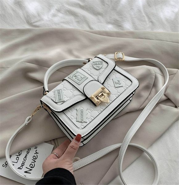 

new 2020 textured badge bag popular shoulder bag women small bags across body ph-cfy2006015