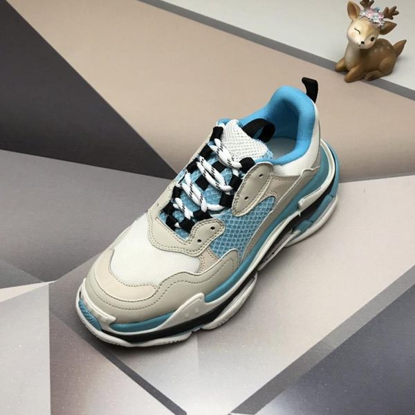 

paris 17fw triple-s walking shoes luxury dad shoes chaussures femme triple s 17fw sneakers for men women vintage grandpa trainer outdoor c03, Black