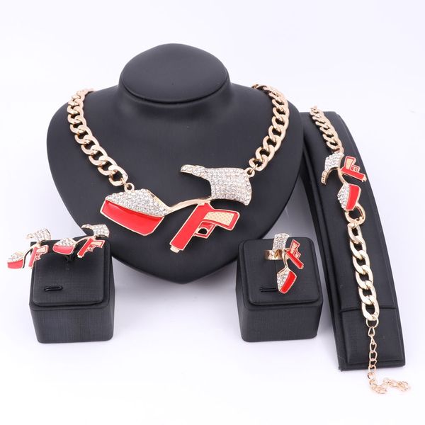 Fashion Hip Hop Golden Statement Red Smalto Cristallo Pistola Scarpe col tacco alto Ciondolo Regalo per feste Collana Bracciale Orecchino Anello