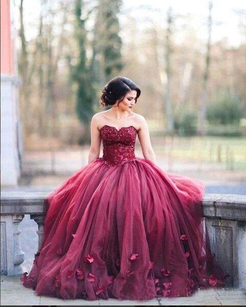 Novo vestido de baile sem alças borgonha vestidos de quinceanera princesa renda corpete cintura basca costas sem costas longos vestidos de baile vestidos de festa