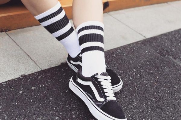 

оригинальный дизайн проволочные линии pattern женщины носки street мужчины тенденции моды хип-хоп девушки хлопок прохладный уникальный хорош, Black;white