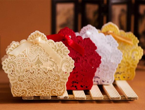 Ivory Red White Gold Laser Cut Hollow Carriage Favors Gifts Candy