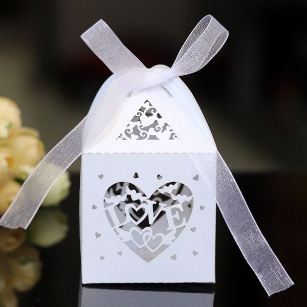 

50pcs/set love heart laser cut hollow favors gifts candy box with ribbon baby shower wedding party supplies d08d